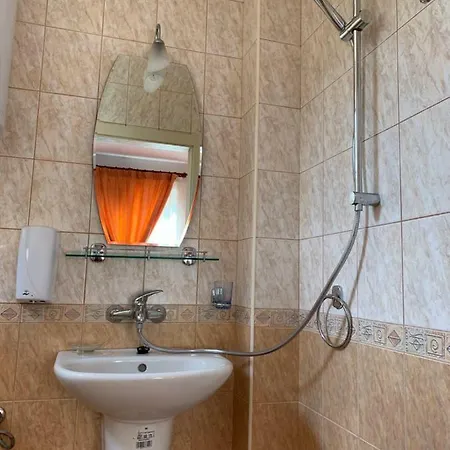 Guest house Sunray Guest House, Private & With Lovely Sea View Varna