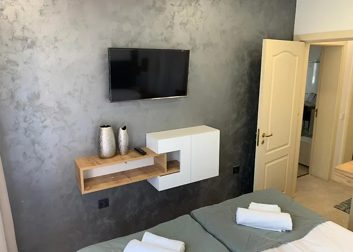 Sunray Guest House, Private & With Lovely Sea View بيت ضيافة