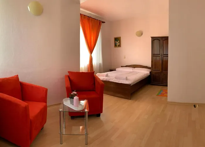 Sunray Guest House, Private & With Lovely Sea View بيت ضيافة