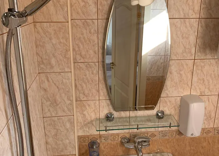 Sunray Guest House, Private & With Lovely Sea View بيت ضيافة فارنا