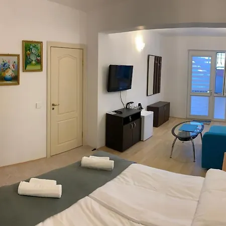 Sunray Guest House, Private & With Lovely Sea View Къща за гости *