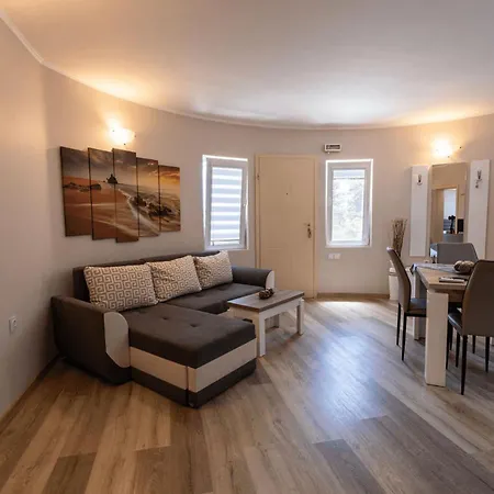 Гостьовий будинок Sunray Guest House, Private & With Lovely Sea View