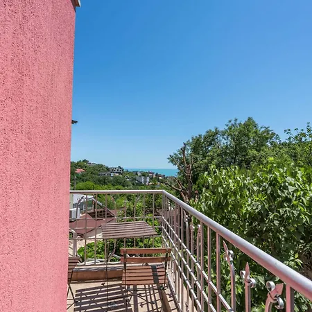 Sunray Guest House, Private & With Lovely Sea View Guest house 3*