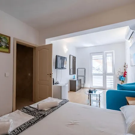 Гостьовий будинок Sunray Guest House, Private & With Lovely Sea View