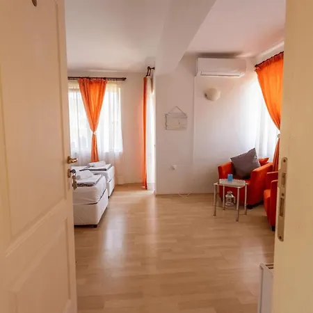 Sunray Guest House, Private & With Lovely Sea View 3* Варна