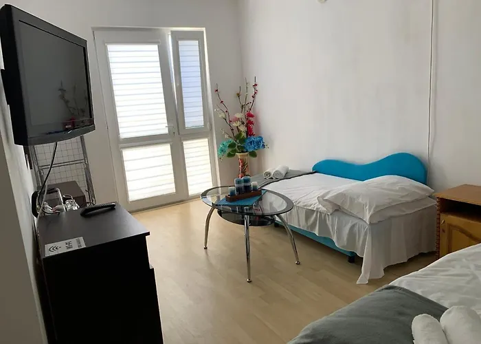 Guest house Sunray Guest House, Private & With Lovely Sea View Varna