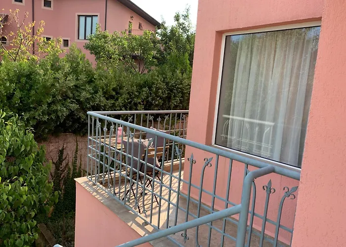 Guest house Sunray Guest House, Private & With Lovely Sea View